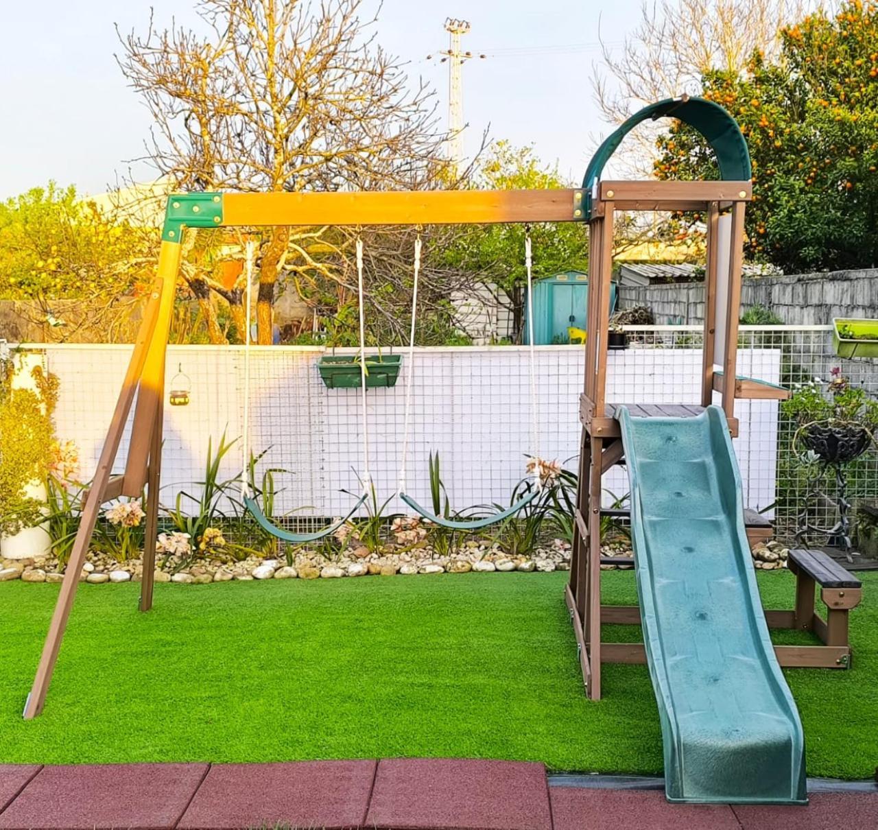 Herama Garden Guesthouse Вила Нова ди Гая Екстериор снимка